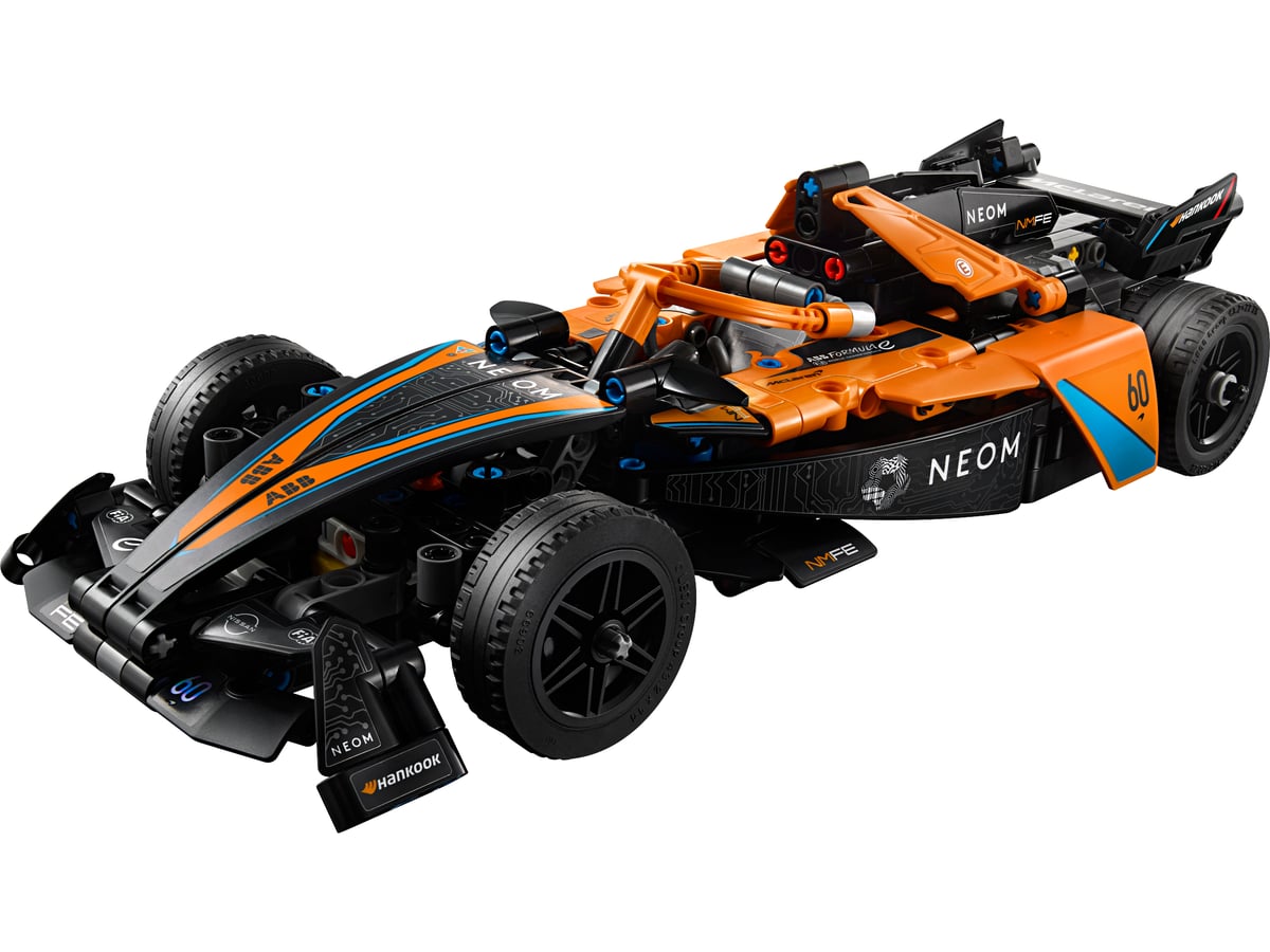 Technic : la voiture de course NEOM McLaren Formule E